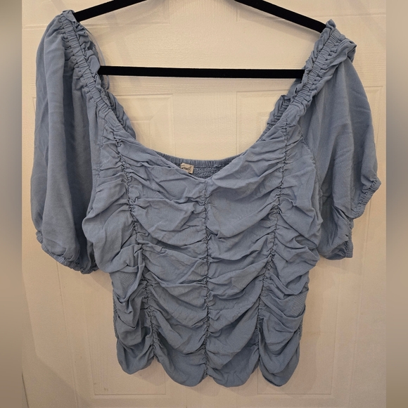 Bundle- WHITE SKIRT AND BLUE TOP - Picture 2 of 3